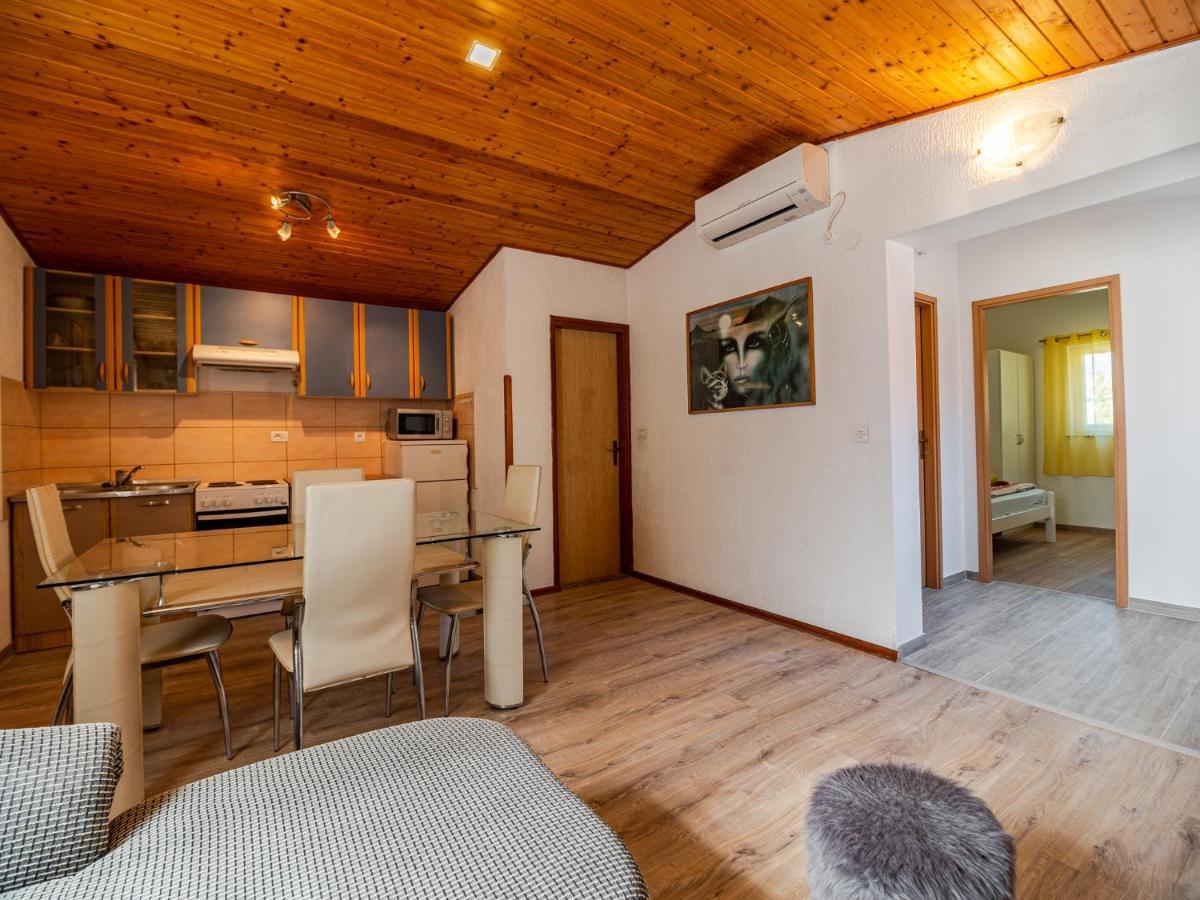 Apartmani Arijana Medulin Eksteriør bilde